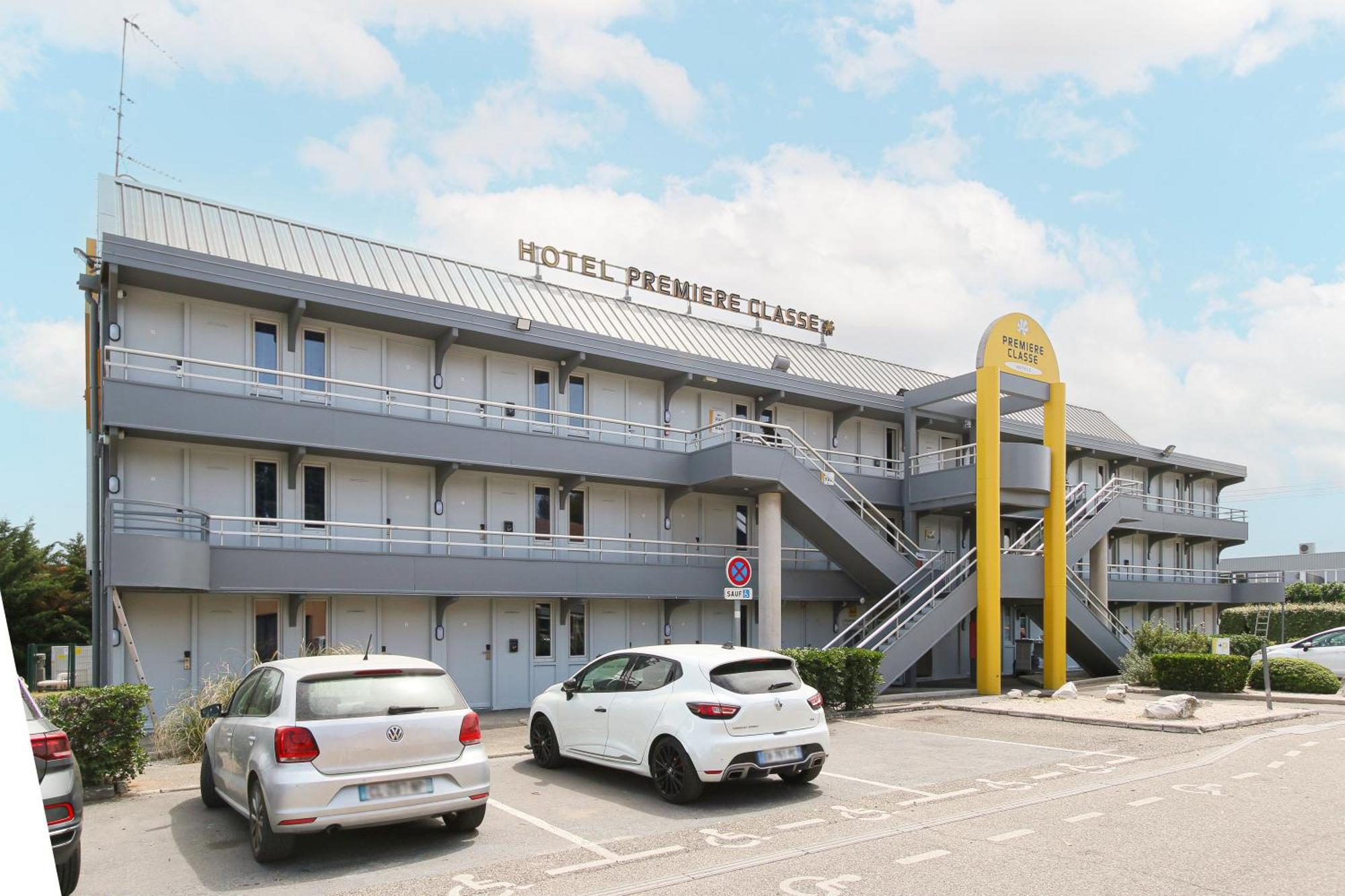 Premiere Classe Aeroport Marseille Витроль Экстерьер фото